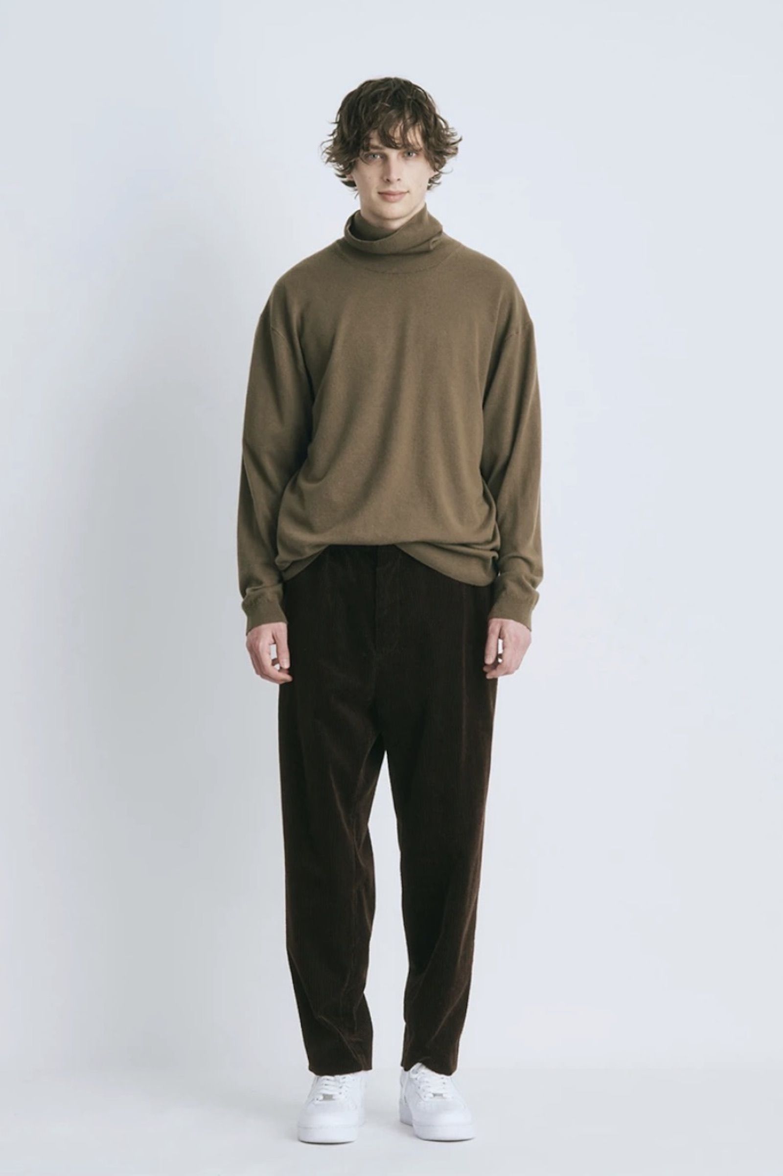ATON - suvin corduroy | tapered easy pants 21aw men | asterisk