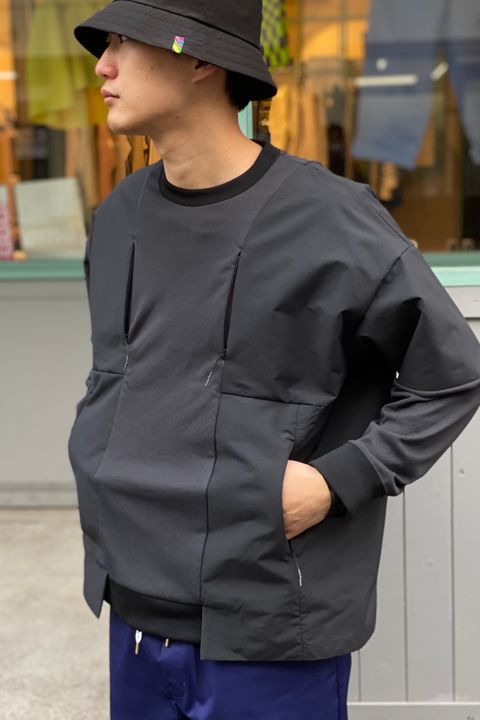 タウンユースアウトドアstyle/Whitemountaineering