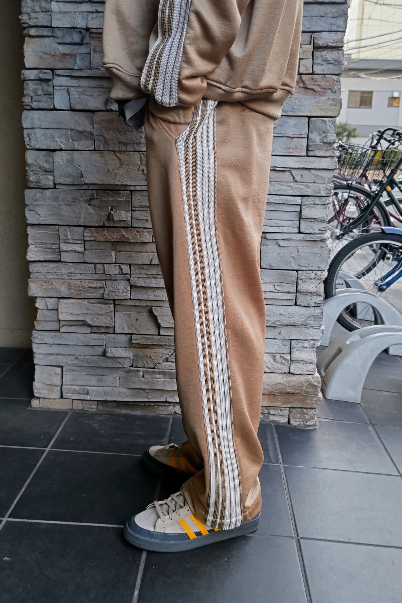 is-ness - track pants -beige- 23ss | asterisk