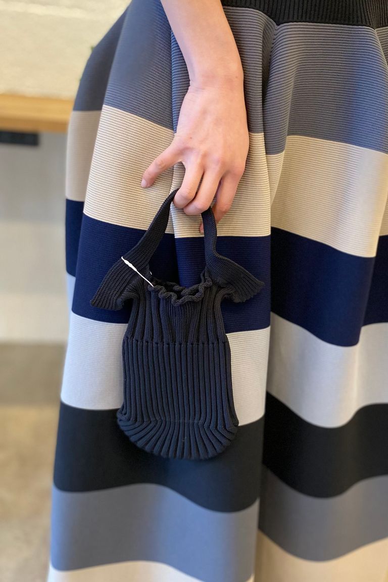 CFCL - fluted bag 1 -black- 23ss | asterisk 