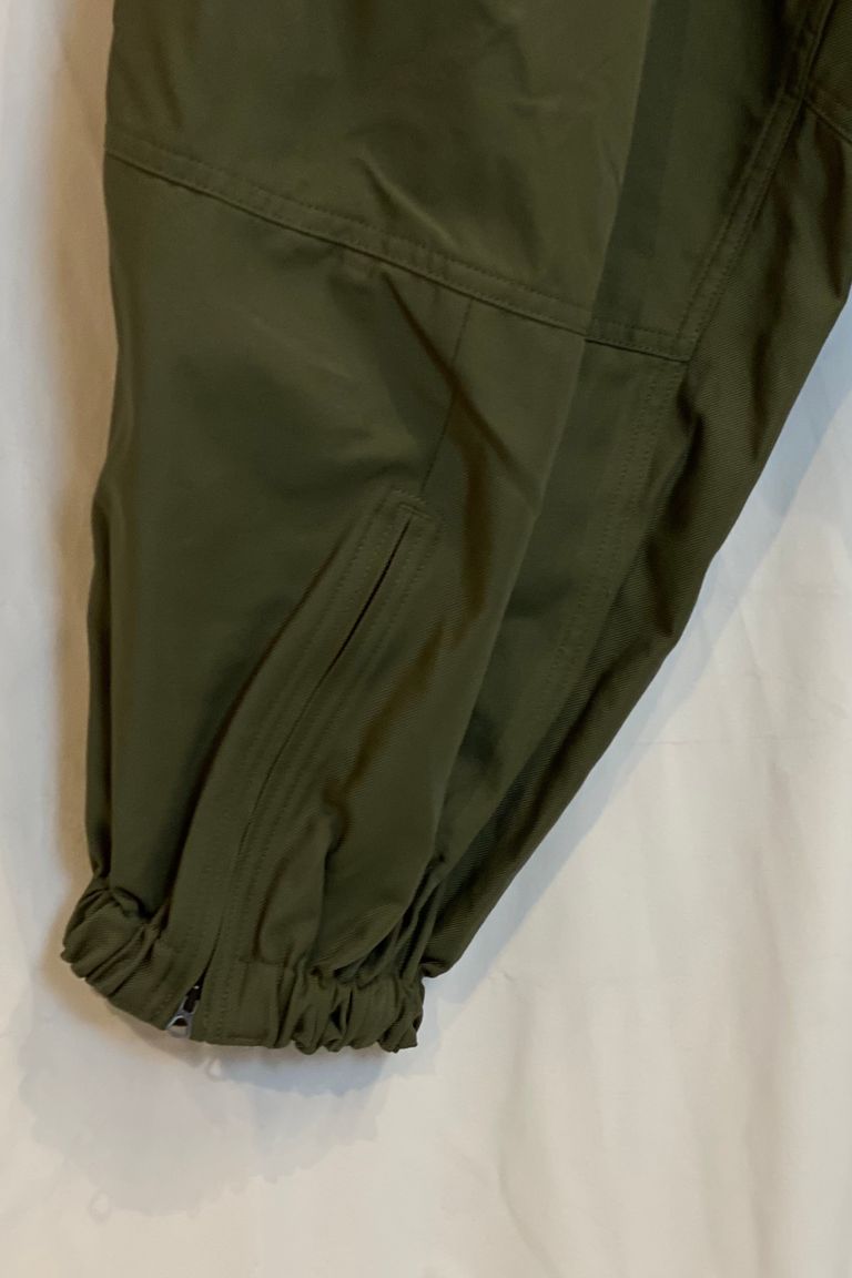 JUN MIKAMI - ポリエステルツイルヴァリアブルパンツ -khaki- 22aw 