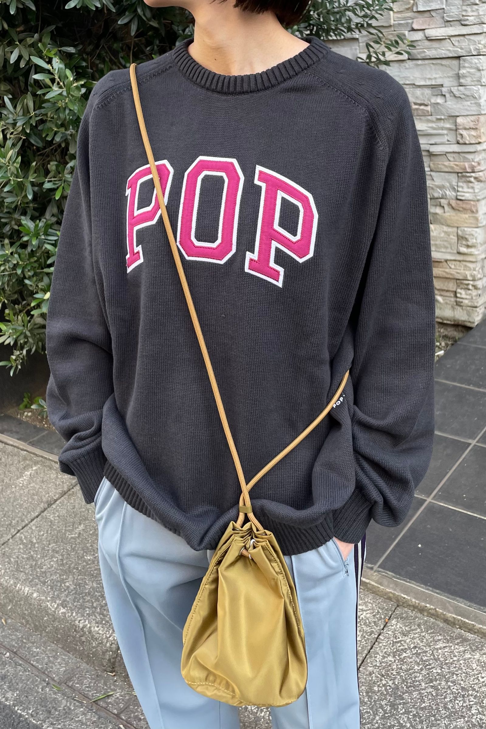Pop Trading Company - knitted crewneck arch -anthracite/raspberry