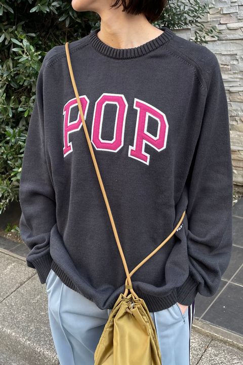 肌寒い日の軽めのニット/Pop Trading Company