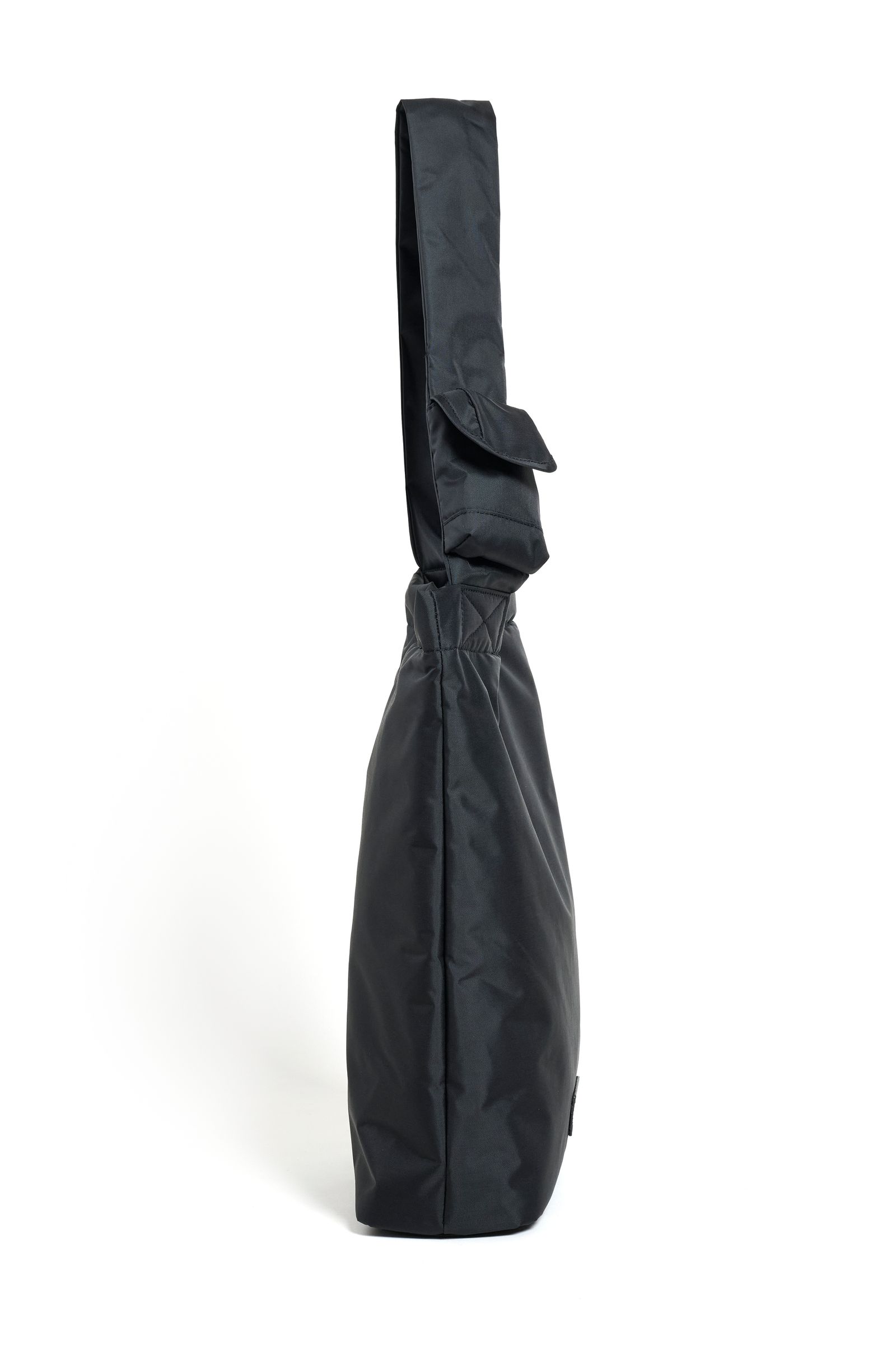 25SS◆HAE BY HAEKIM◆ピアスト バゲットBAG-Black(大人気) 楽天市場】ウエストポーチ ウエストバッグ ヒップバッグ ボディ