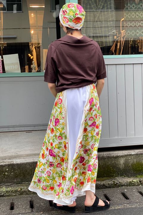 上質生地のフルーツプリントで大人なサマースタイルに/whitemountaineering