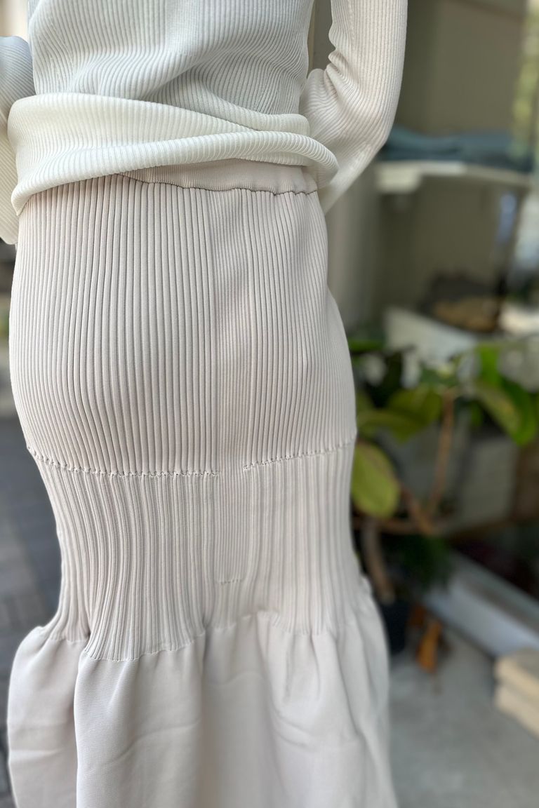 CFCL - FLUTED MERMAID SKIRT -light beige- 23aw women | asterisk