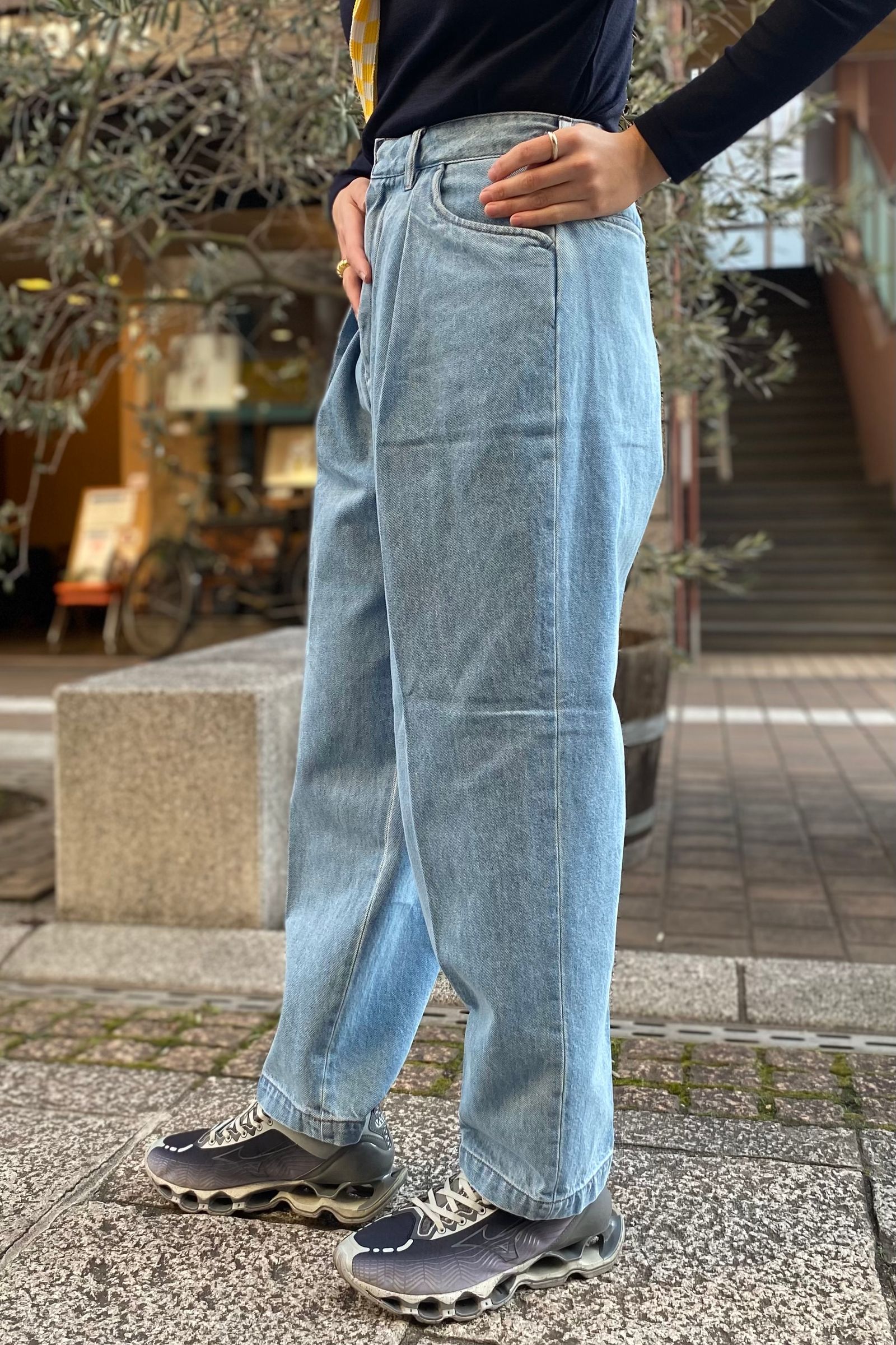 FARAH - 2タックワイドテーパードデニム -bleach- 23ss women