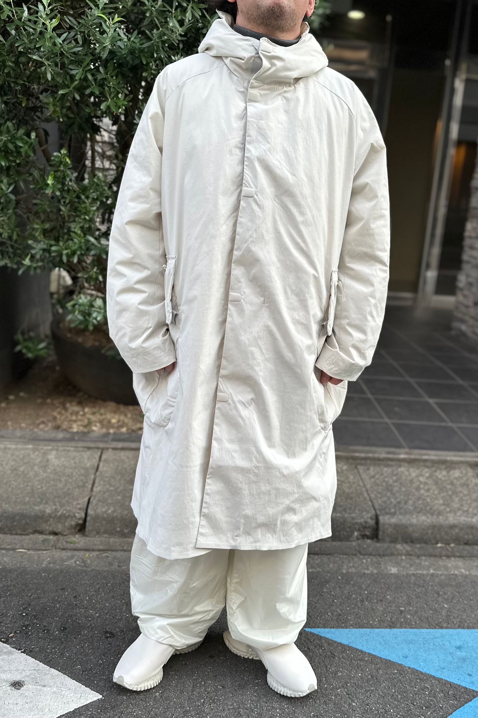 alk phenix - zak coat III /karu-stretch taffeta II -off white- men 23aw