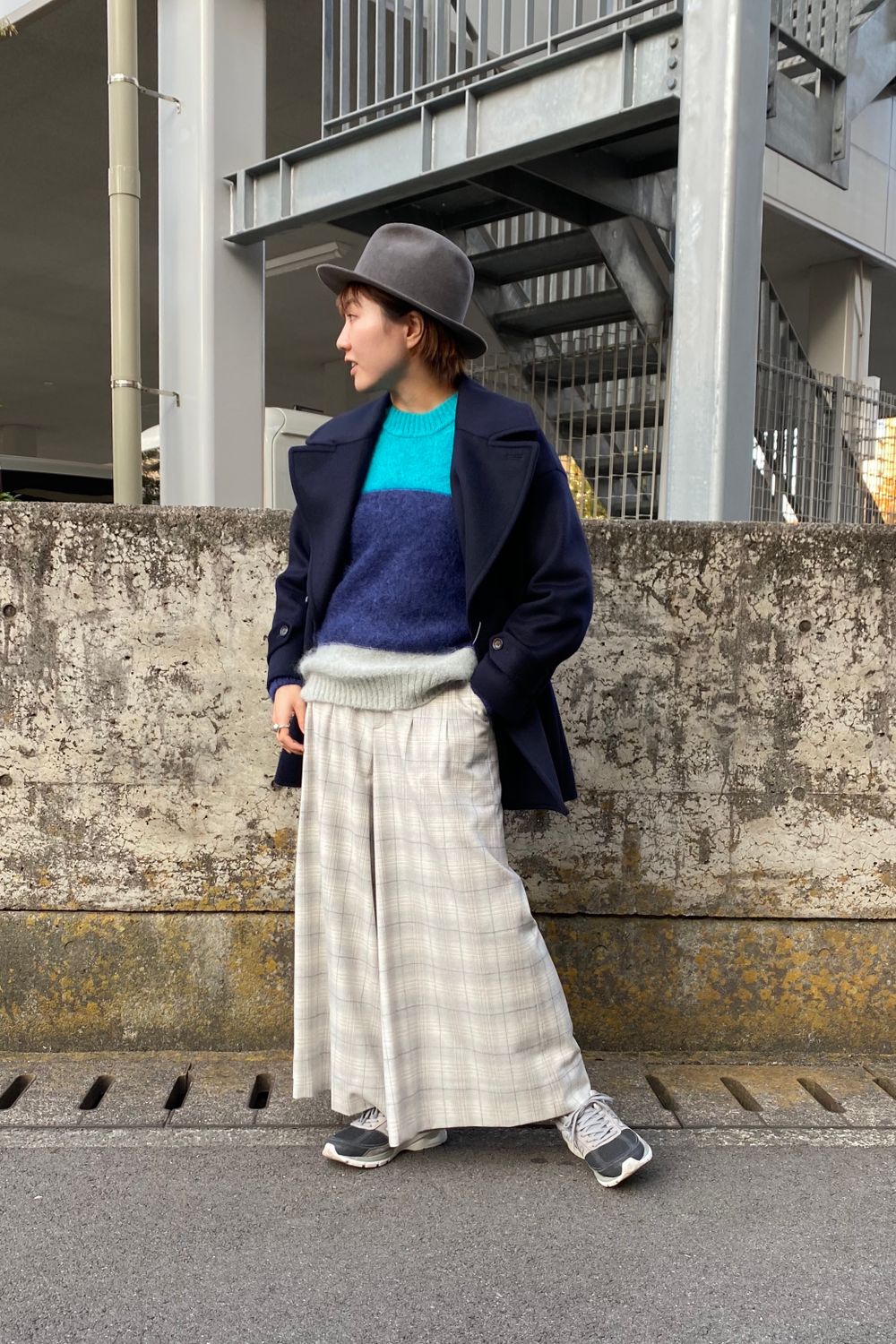 STYLE NO. 712