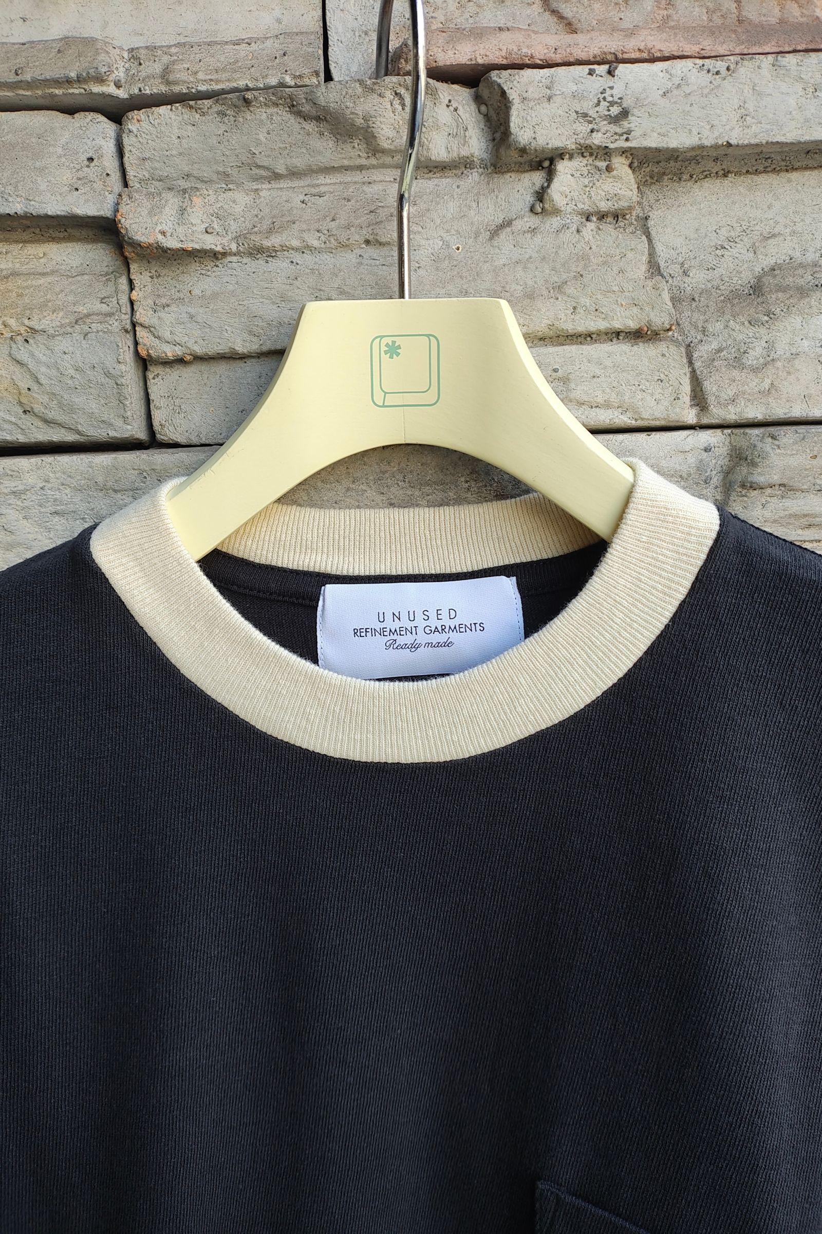 Awich　洗脳 Tee　黒　XL 【新品未開封】 alexander wang - DISTRESSED LOGO SHORT SLEEVE TEE / コットン