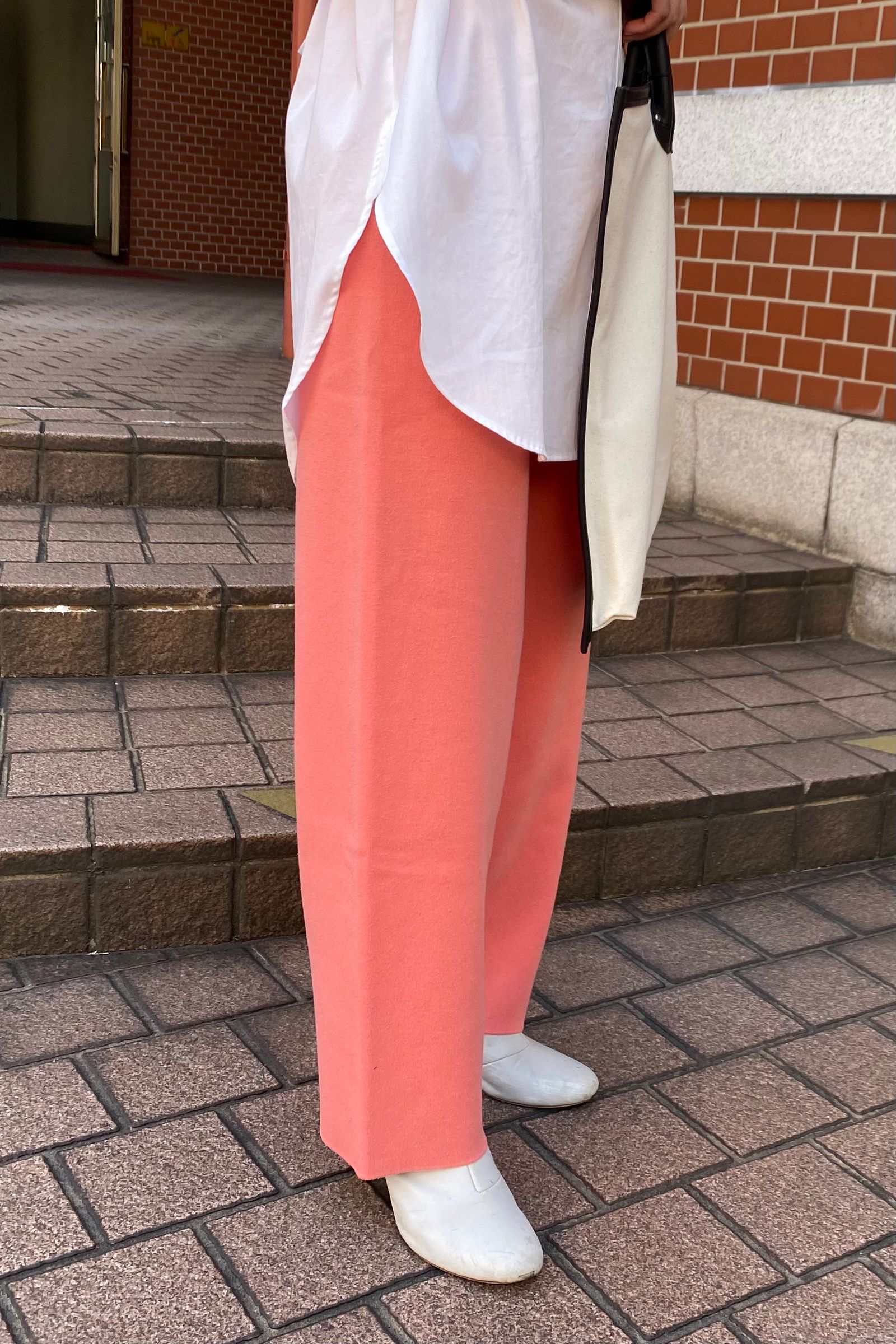 STYLE NO. 1068