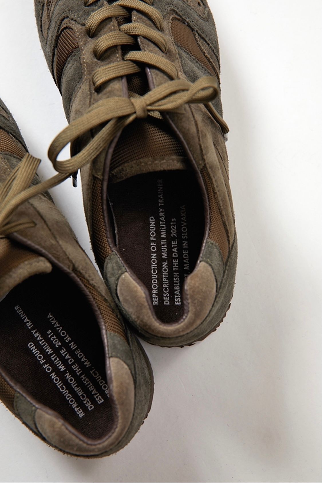 blurhms - rootstock x reproduction of found multi military trainer 9.25 ...