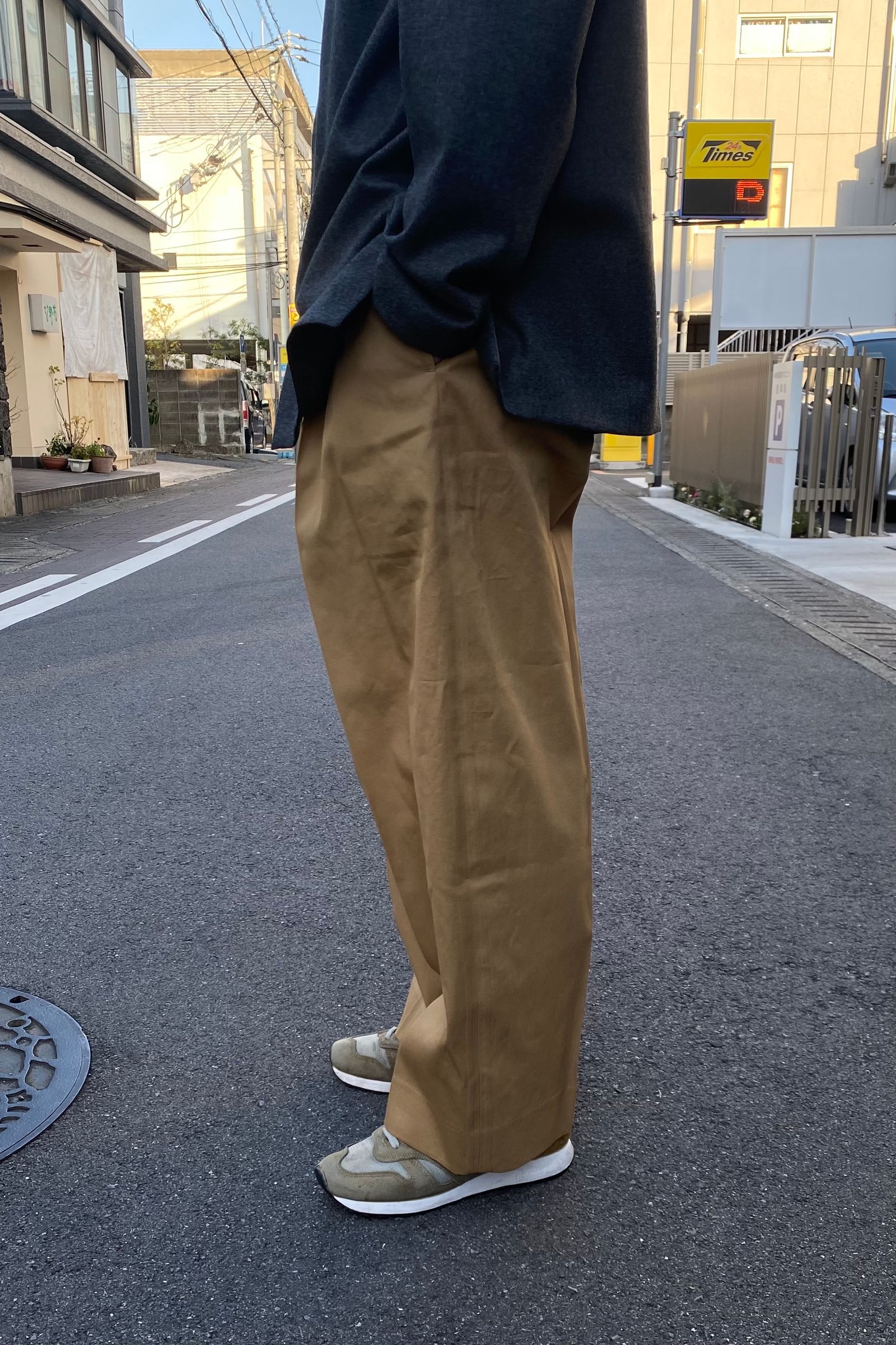 blurhms - dry gabardine super wide easy slacks-beige- 22ss men