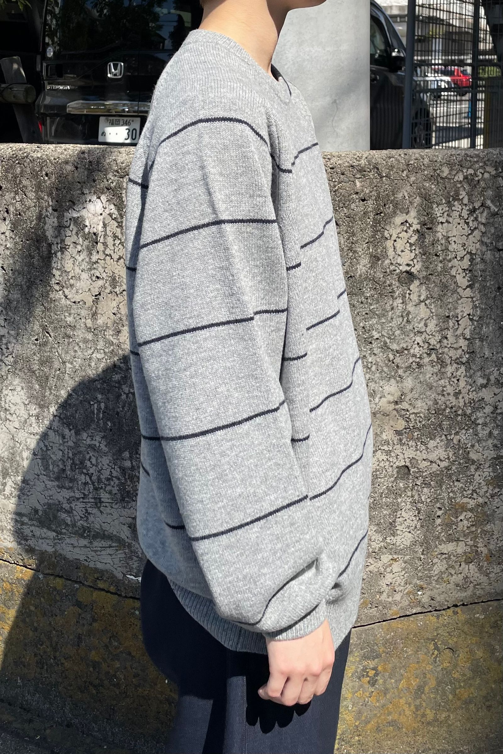 UNIVERSAL PRODUCTS - merino wool border crew neck knit -grey- 22aw 
