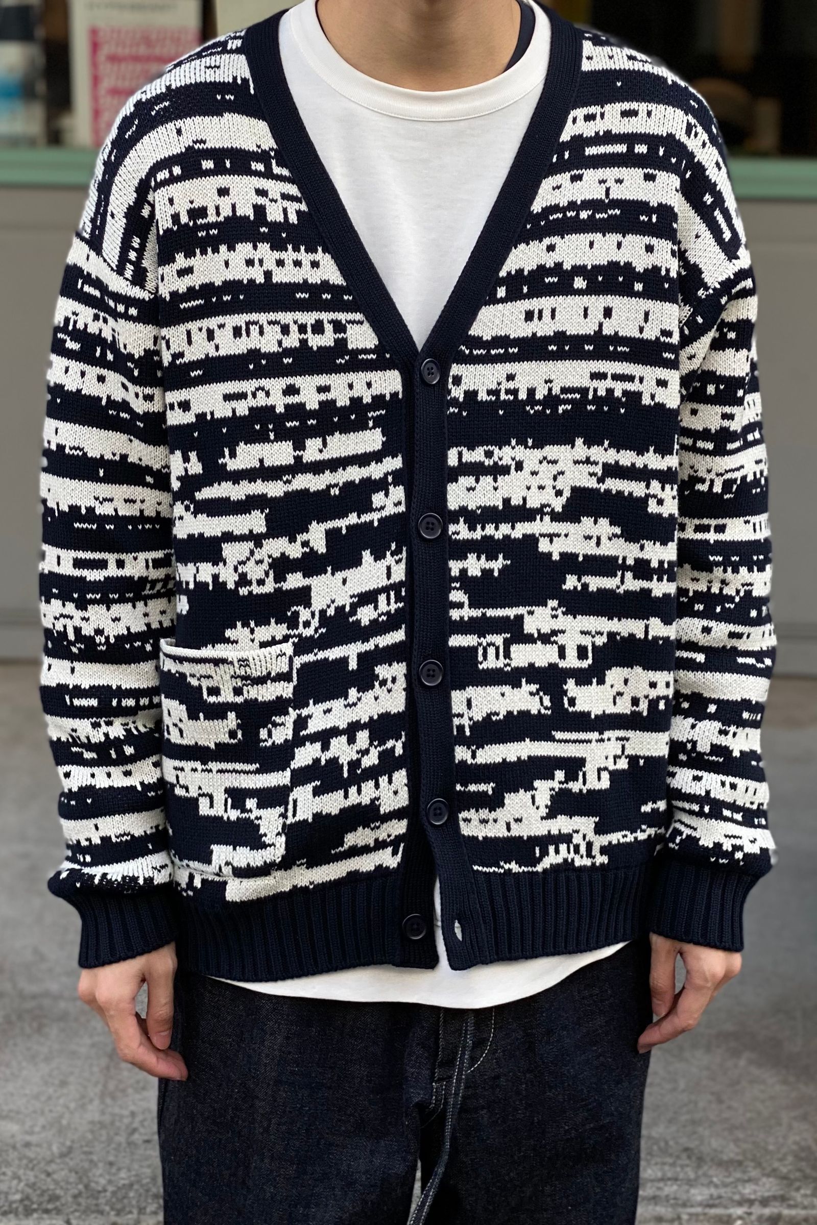 Pop Trading Company - gilles de brock knitted cardigan -navy / off ...