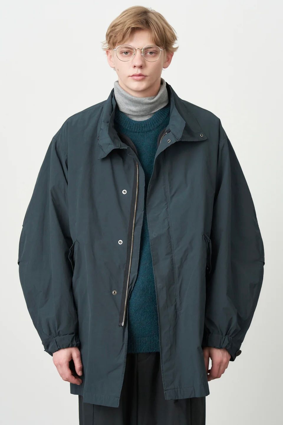 #-05 Ventile gabardine roundneck blouson