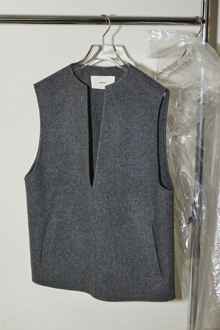 TODAYFUL - keyneck wool vest -charcoal grey- 22aw women | asterisk