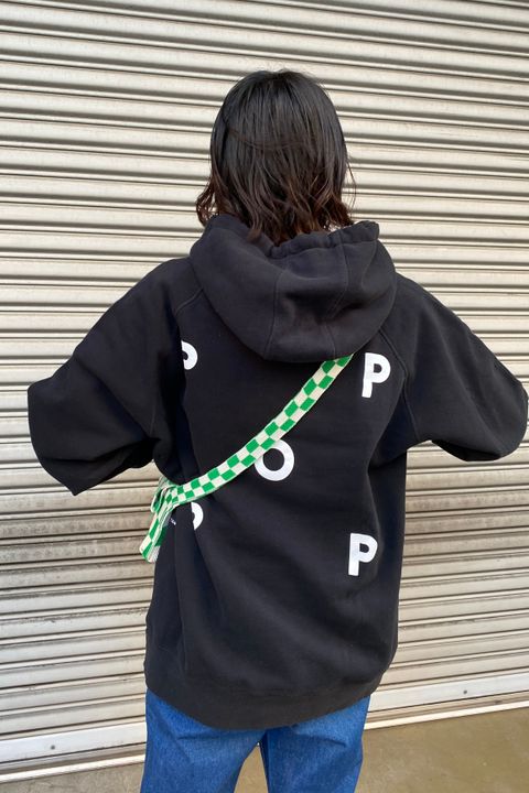 スウェットでラフコーデ/Pop Trading Company