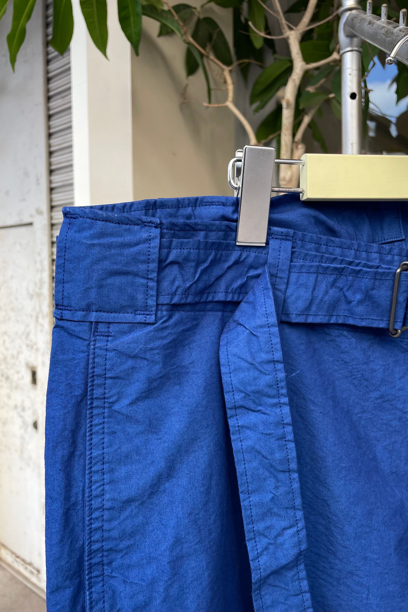 OUTIL - pantalon chassignolles -cobalt- 22aw | asterisk
