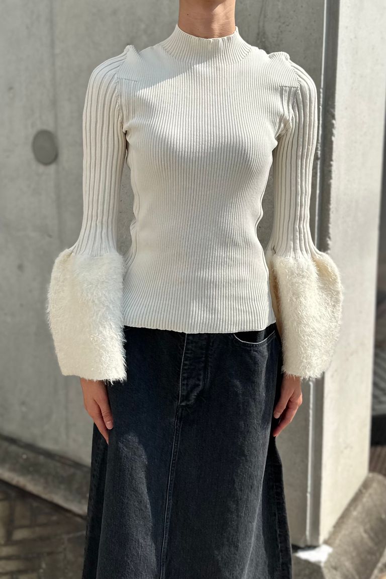 CFCL - POTTERY LUXE LONG BELL SLEEVE TOP -pearl- 23aw women | asterisk 