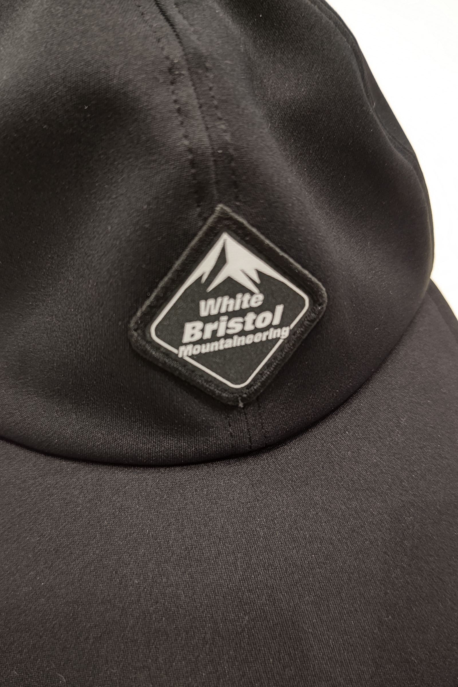 White Mountaineering - wm × f.c.real bristol gore-tex infinium cap