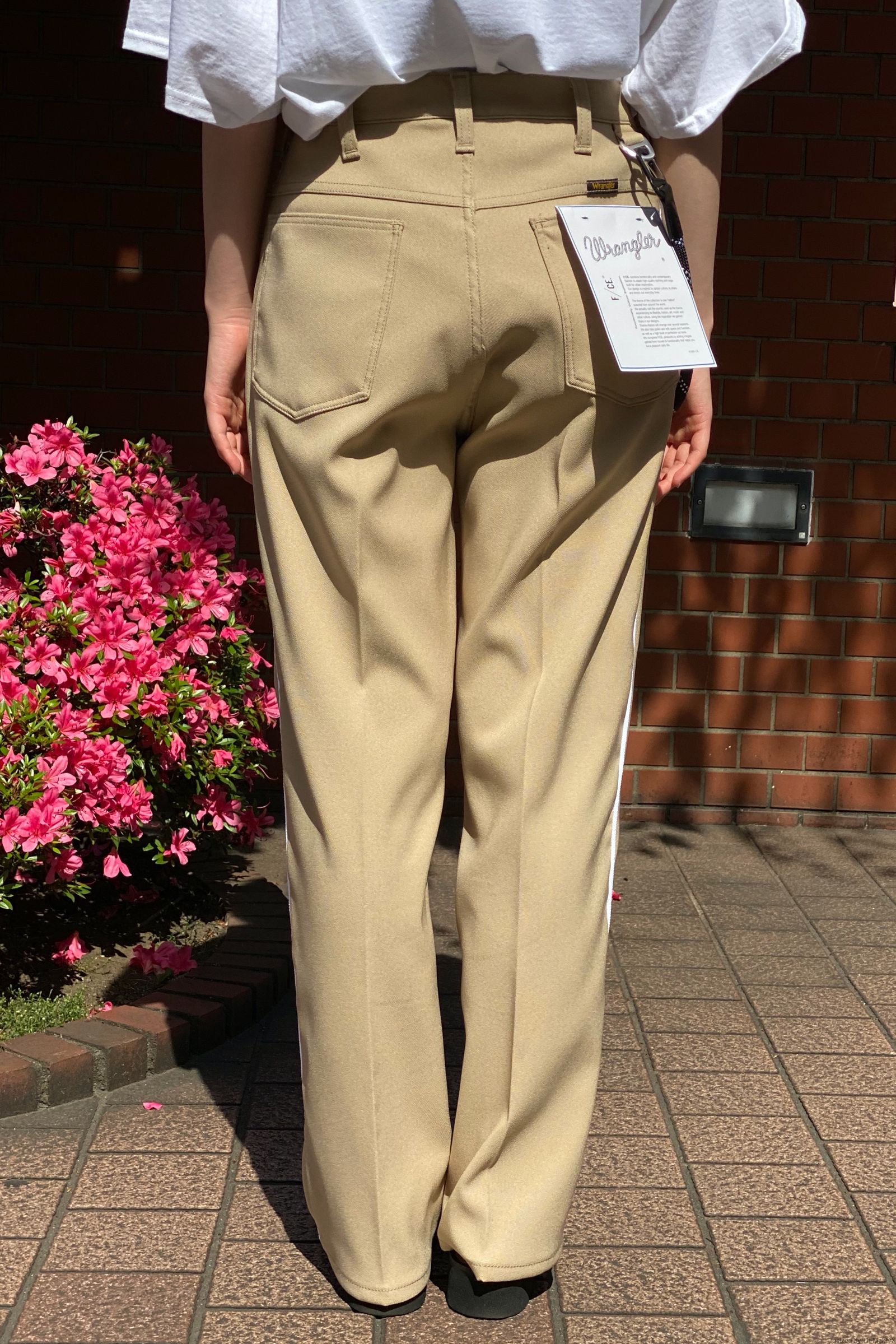 F/CE. - × wrangler wrancher dress jeans by f/ce. -beige- 22ss women 2月17日発売  ！ | asterisk
