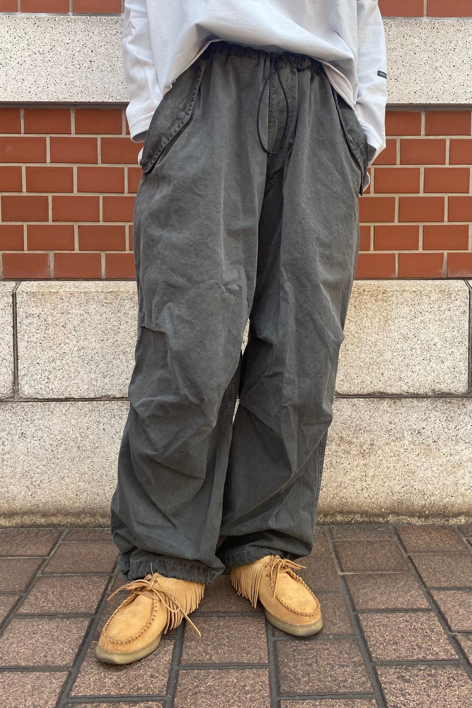 INNAT - easy over pants -sumikuro-23ss | asterisk