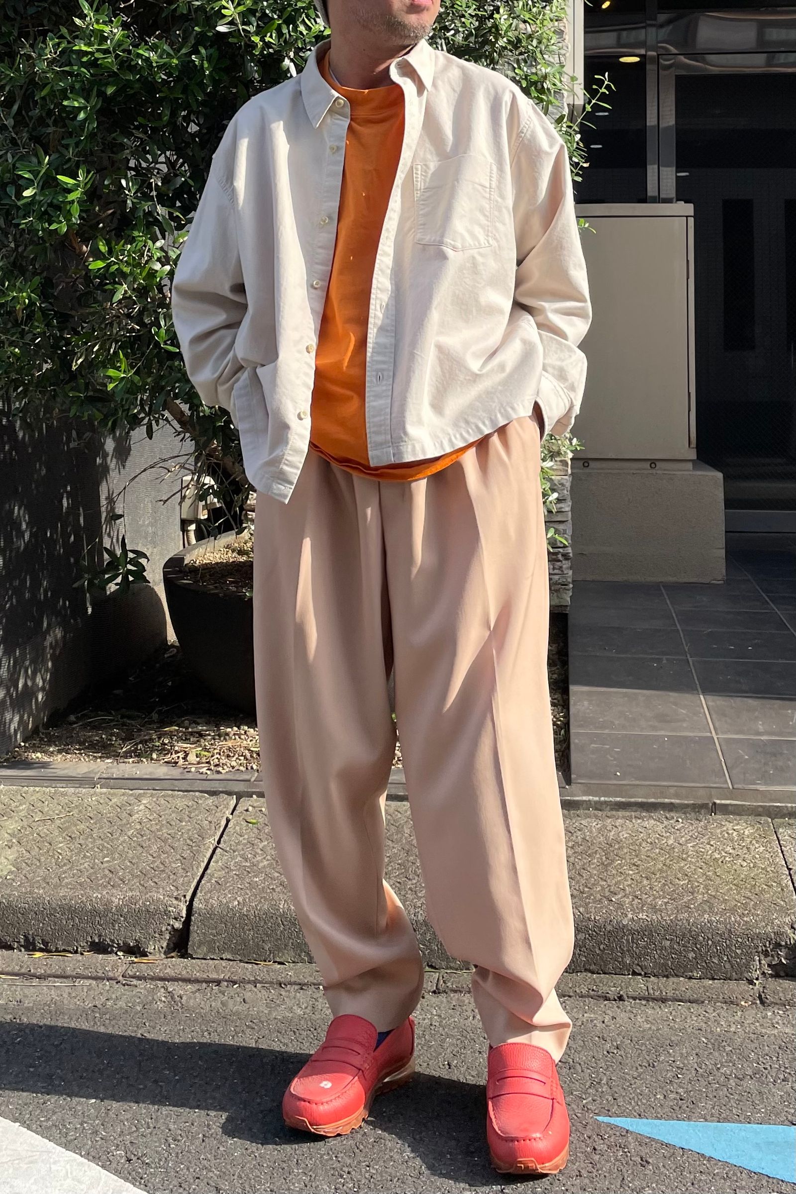 nonnotte   バックサテンギャバジン2tack wide tapered trousers