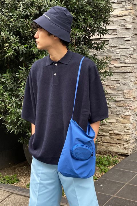 blue× navy one tone / is-ness