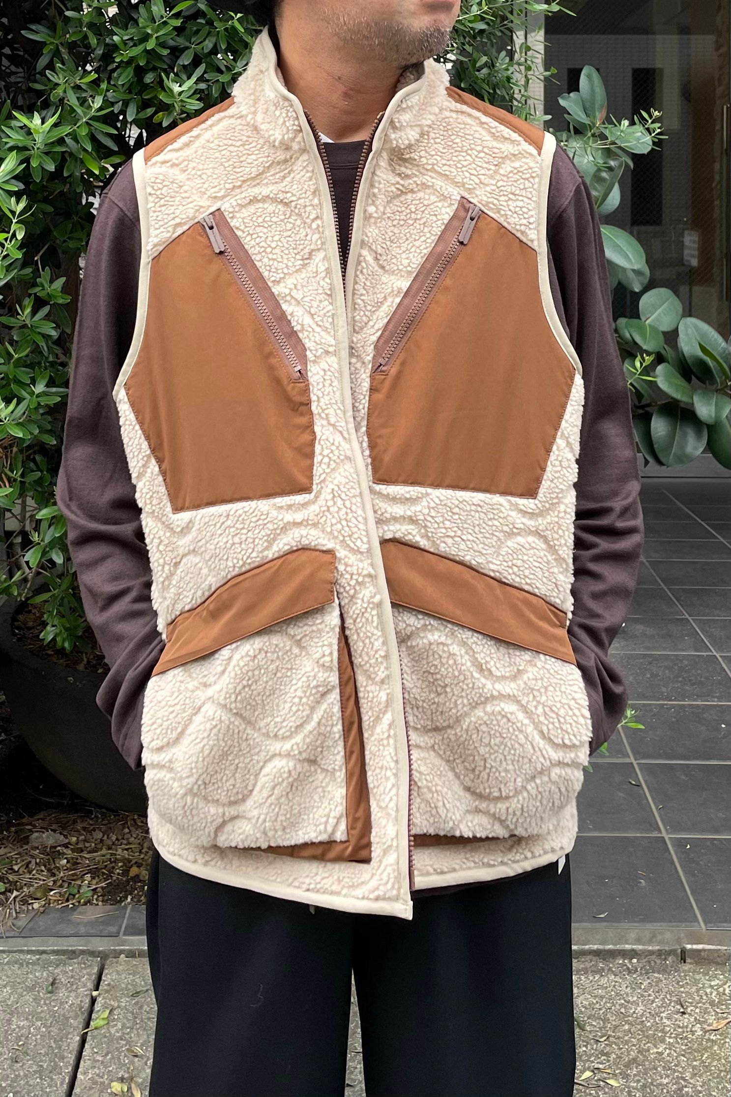 White Mountaineering - boa fleece vest -beige- 23aw men | asterisk