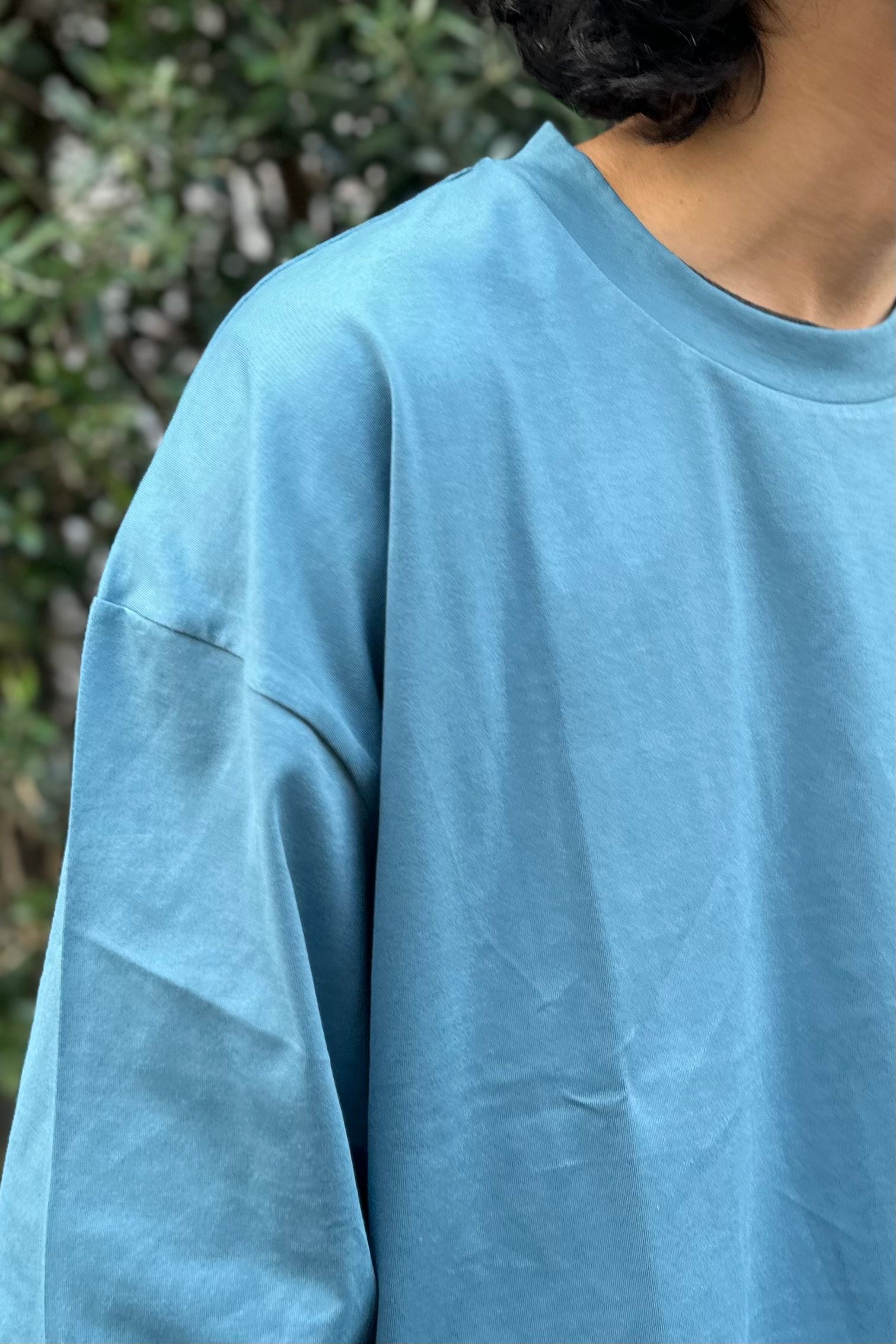 ATON - SUVIN 60/2 OVERSIZED LONG SLEEVE T-SHIRT -blue gray