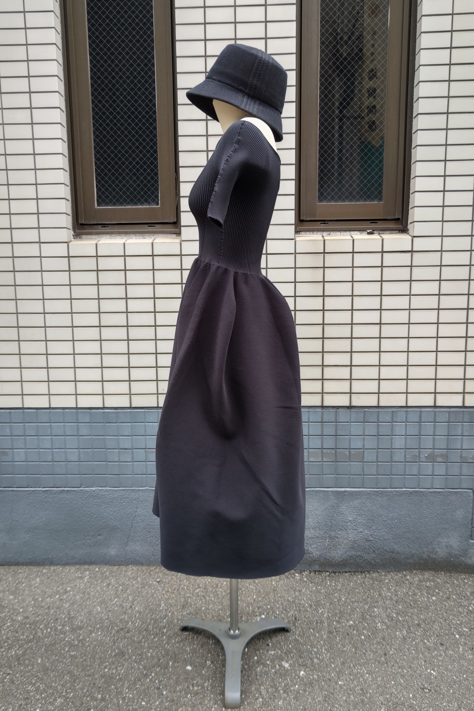 お気に入お気に入CFCL Pottery Dress サイズ1 ブラックマルチ ロング