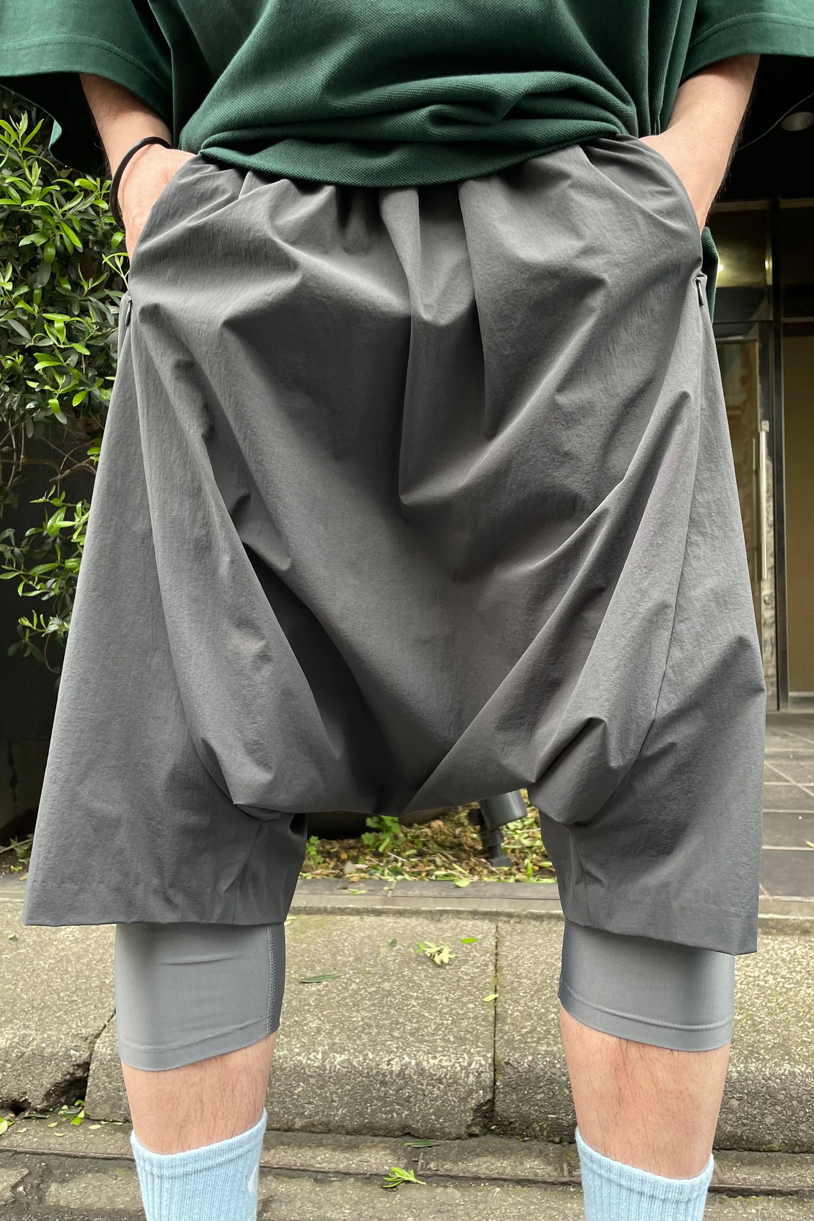 FUMITO GANRYU - layered shalwar pants -gray- 23ss | asterisk