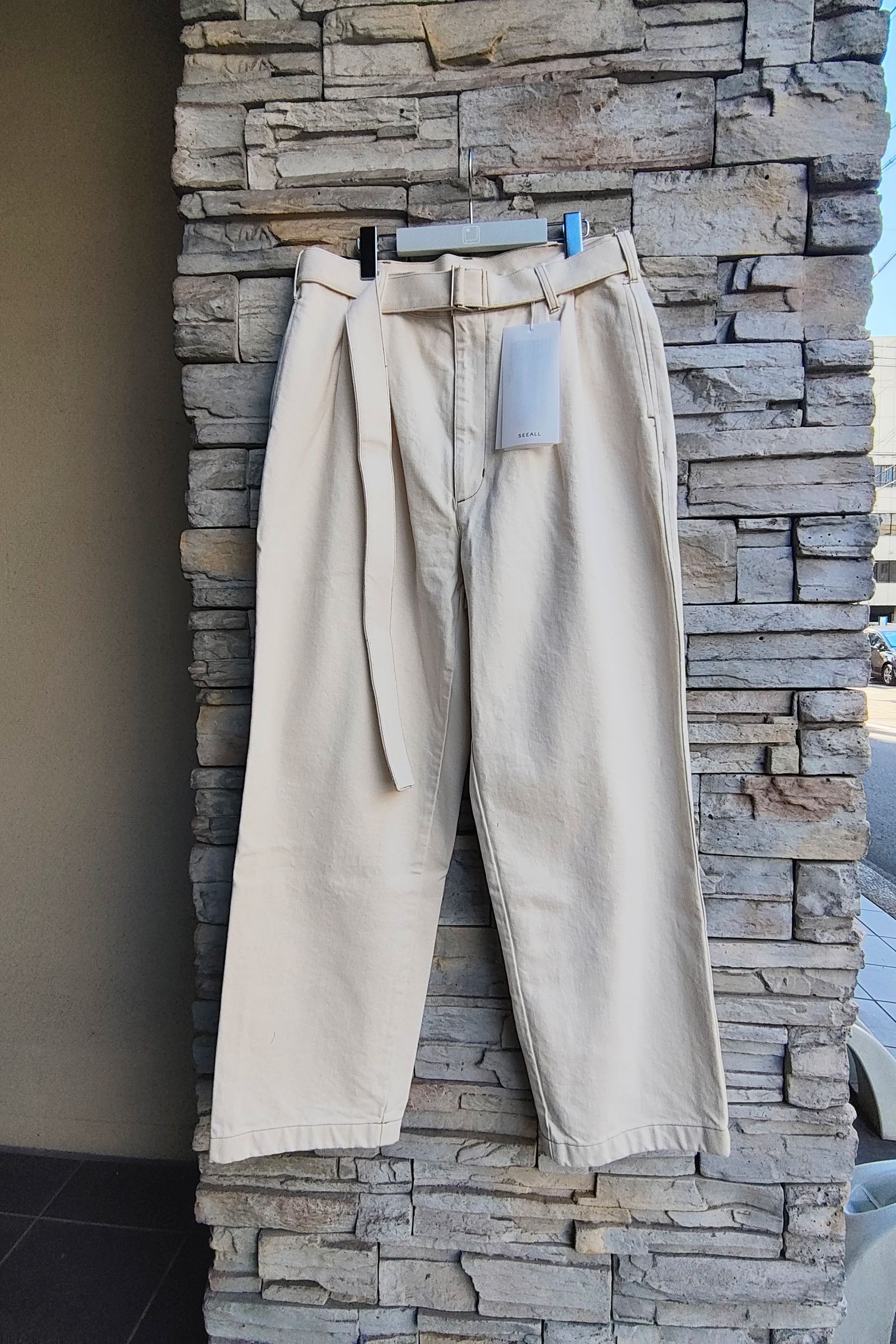 SEEALL - Dockers Belted 2 Tack Pants ciota Fabric ベルテッドパンツ -OFF WHITE- 24AW  unisex | asterisk