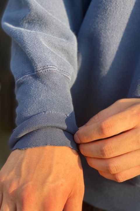 上質スウェットで充実オフコーデ/アプレッセ