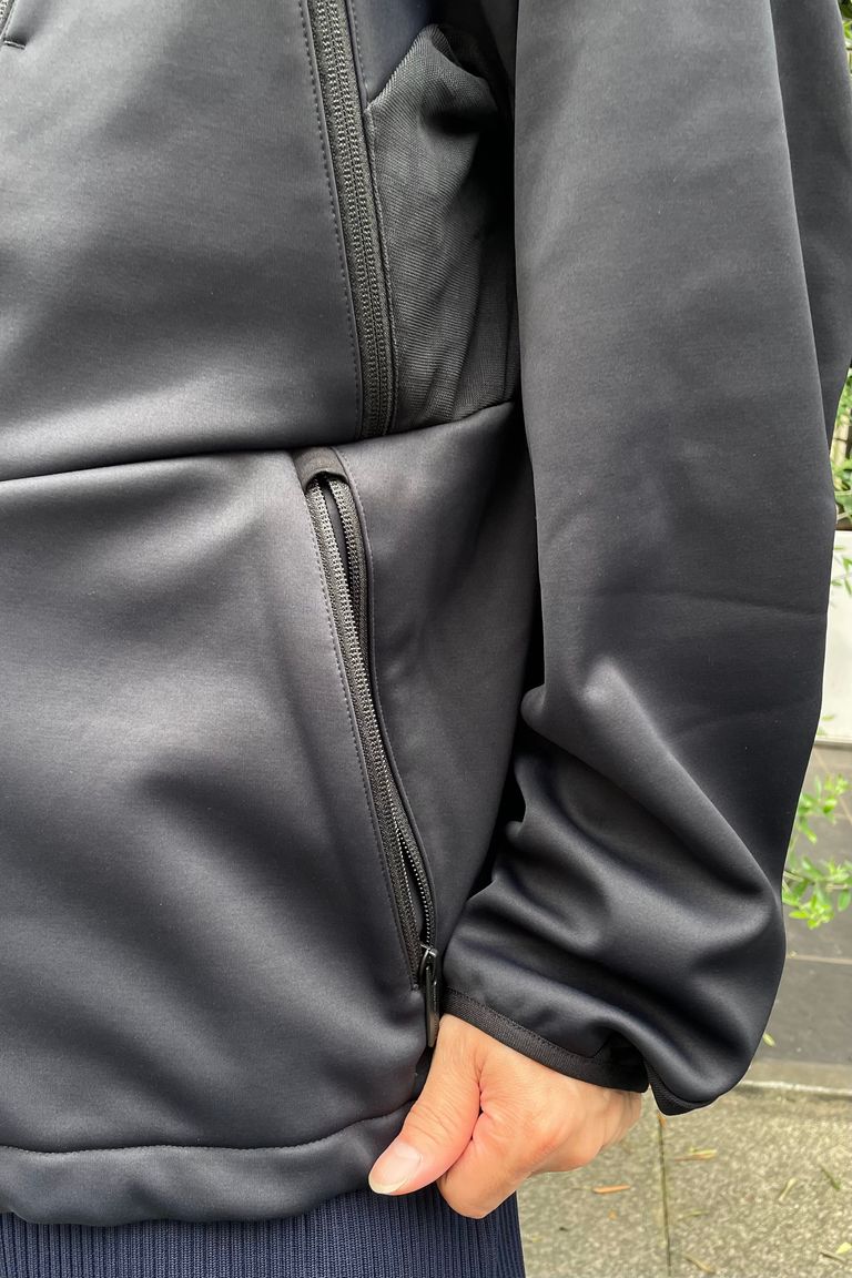 White Mountaineering - 〈BLK〉windstopper jersey jacket -black  