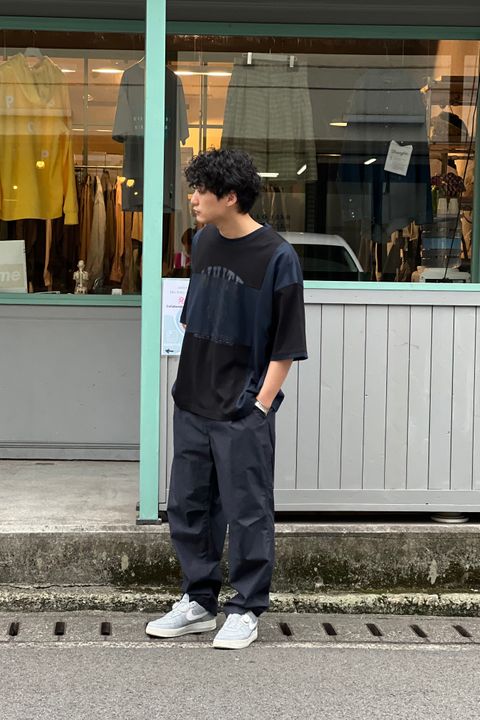 パッチワークが印象的/Whitemountaineering