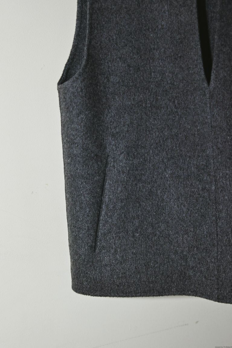 TODAYFUL - keyneck wool vest -charcoal grey- 22aw women | asterisk