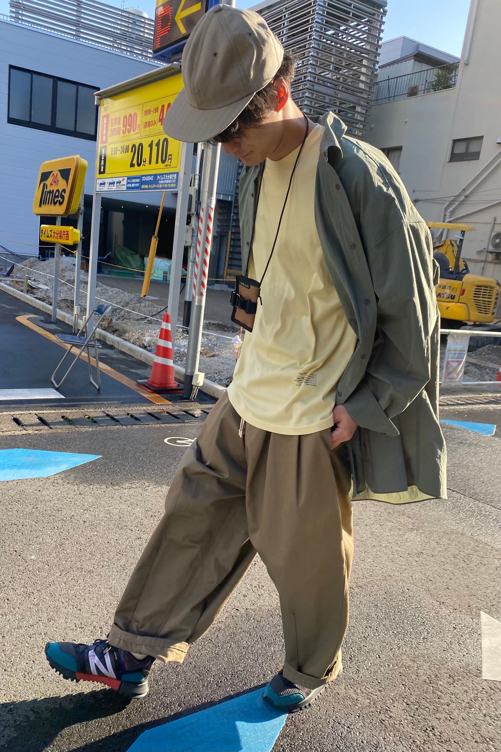 STYLE NO. 1075
