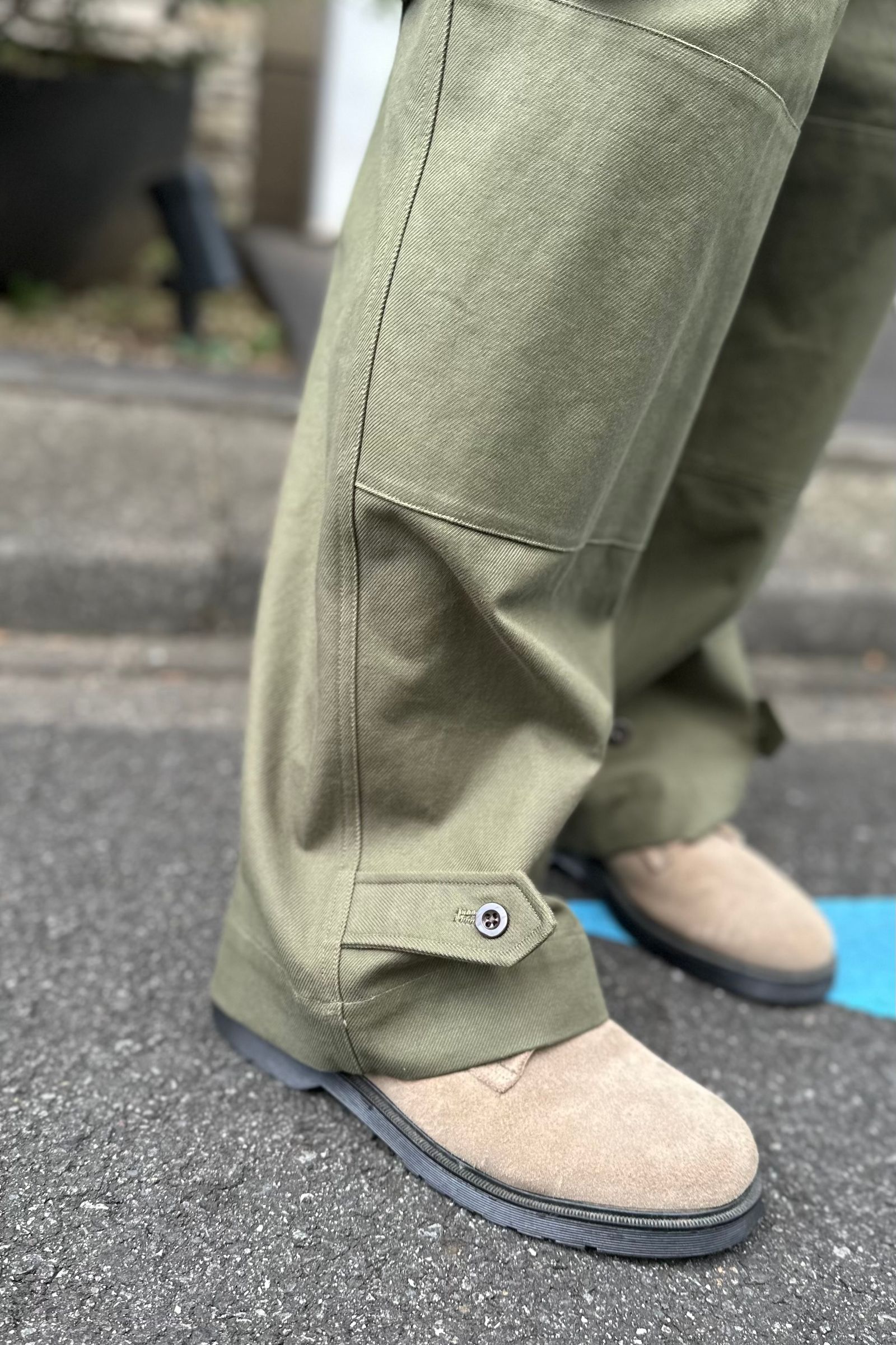 blurhms ROOTSTOCK - Cotton Serge 47 Pants-Olive-23aw men