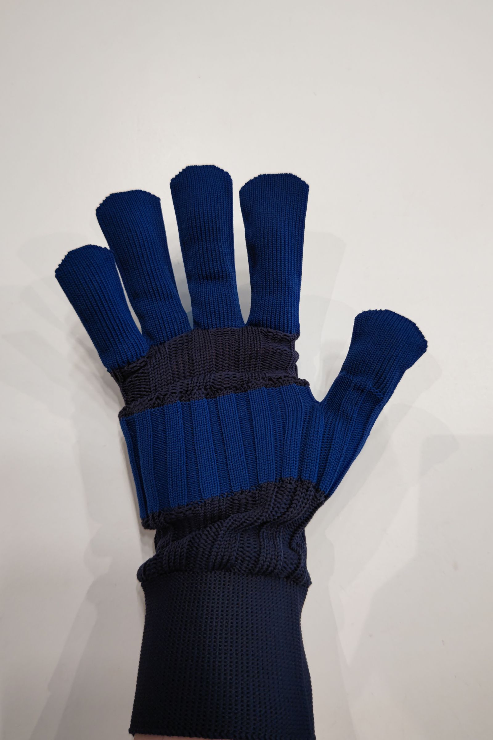 CFCL - FLUTED GLOVES 1-blue multi-22aw | asterisk