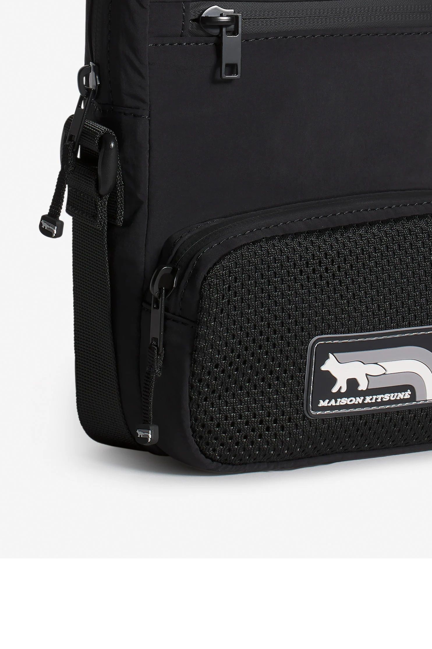 MAISON KITSUNÉ - FLASH FOX CROSSBODY POUCH 25ss | asterisk