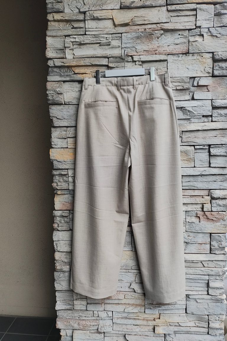 UNIVERSAL PRODUCTS - SUMMER WOOL WIDE TROUSERS- GRAYGE-25ss | asterisk