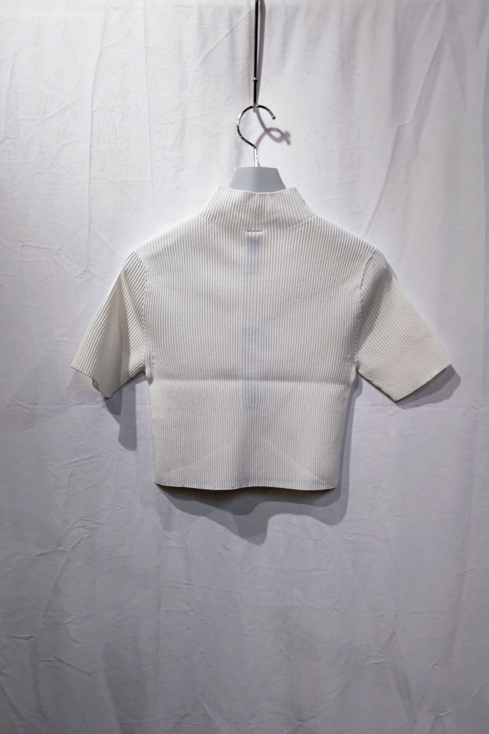 CFCL - portrait top 1 -white- 23ss women | asterisk