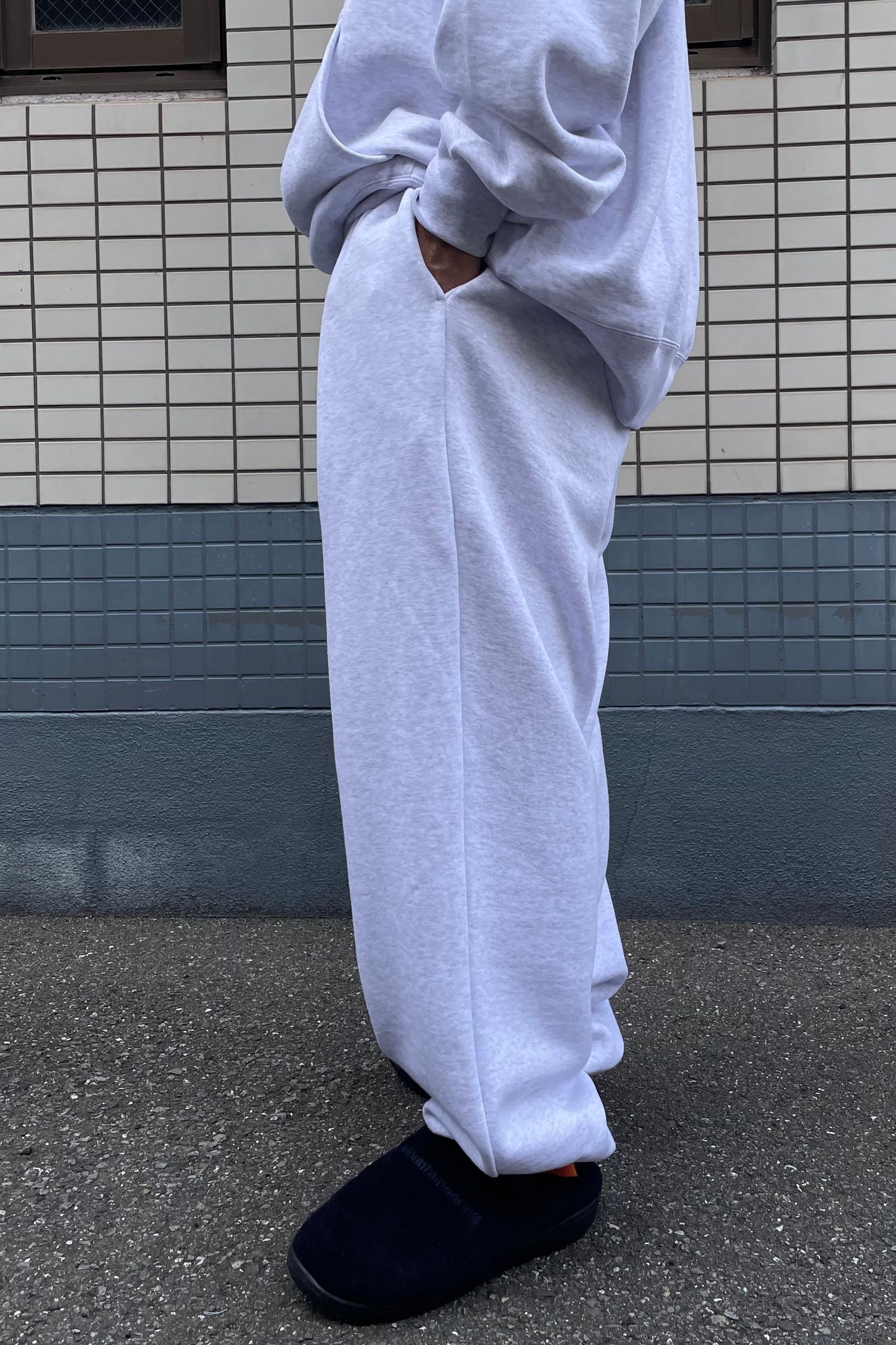 UNIVERSAL PRODUCTS - yaah wide sweat pants-white-22aw | asterisk