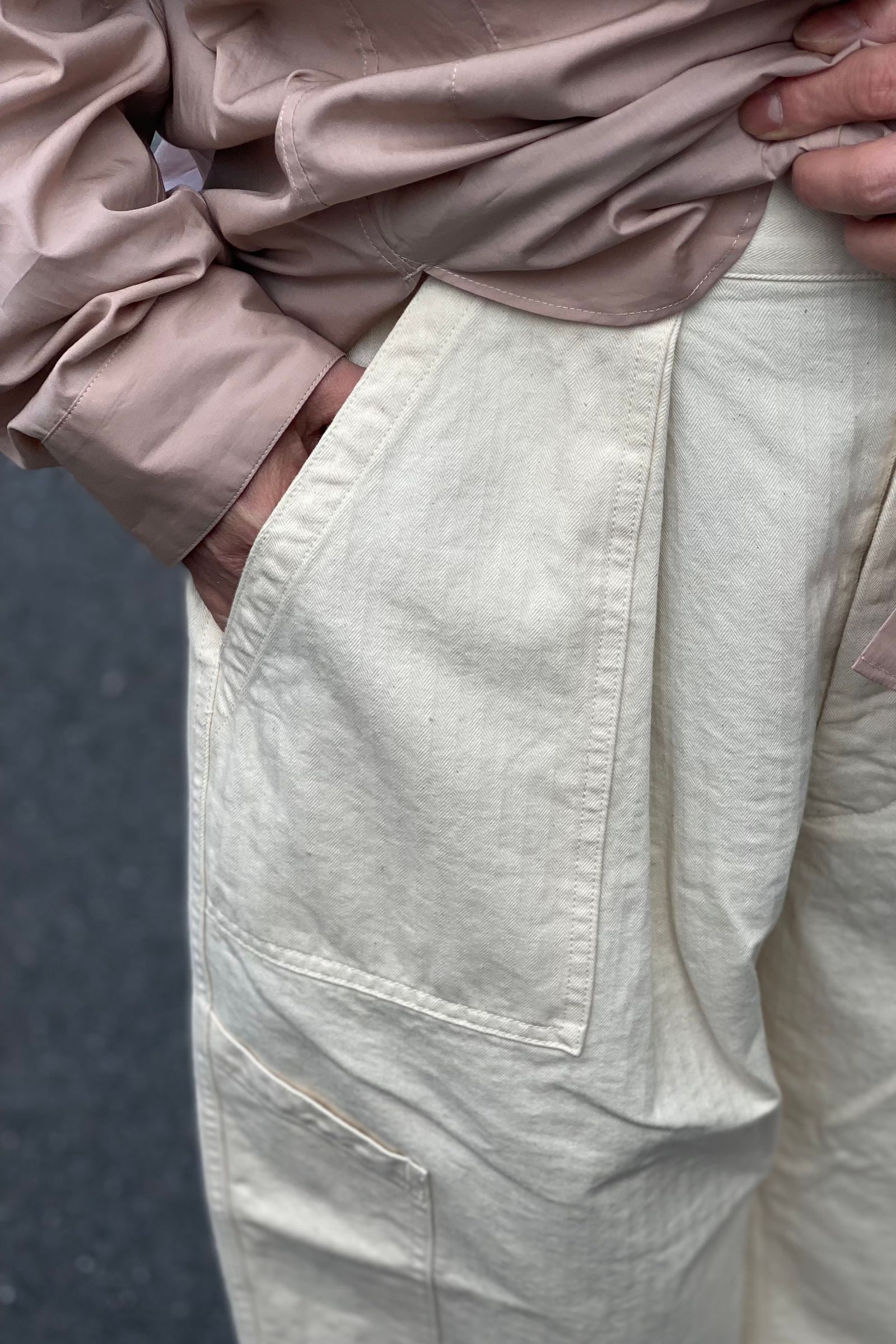 激安売り A.PRESSE USAF Hemmed Bottoms NATURAL 美品 - パンツ