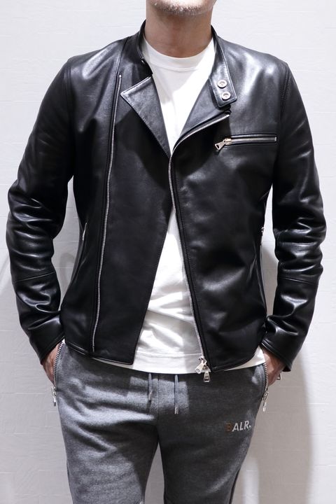 "EMMETI" JOSEPHをベースにした、スポーツミックス スタイル