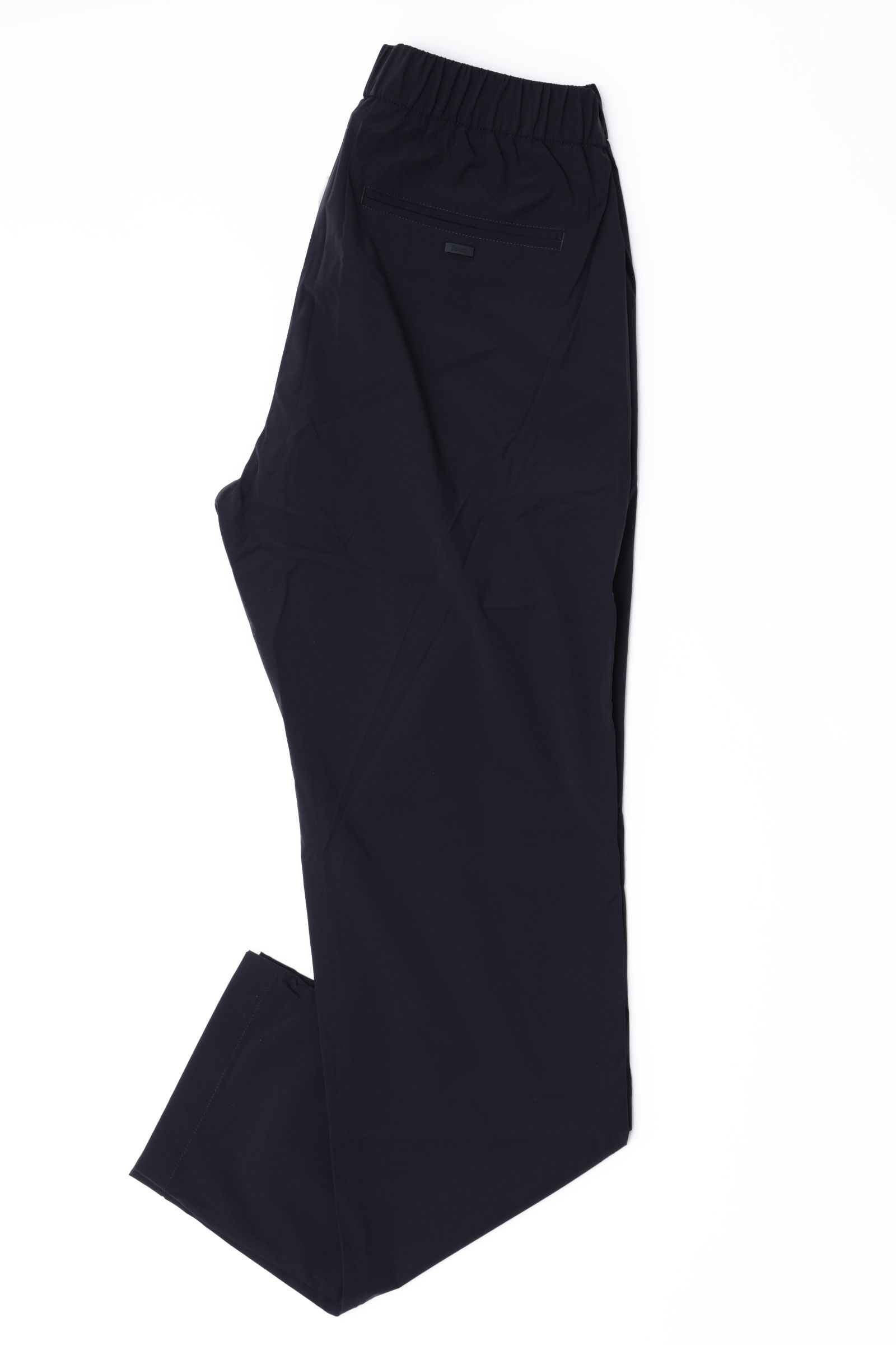 FUNCTIONAL WARDROBE ウォーターレペレント ストレッチナイロン 1プリーツ テーパード シャーリングパンツ / ブラック 9300