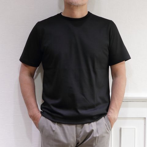 EMMETIライダースJURIを使用したドレスカジュアルスタイル