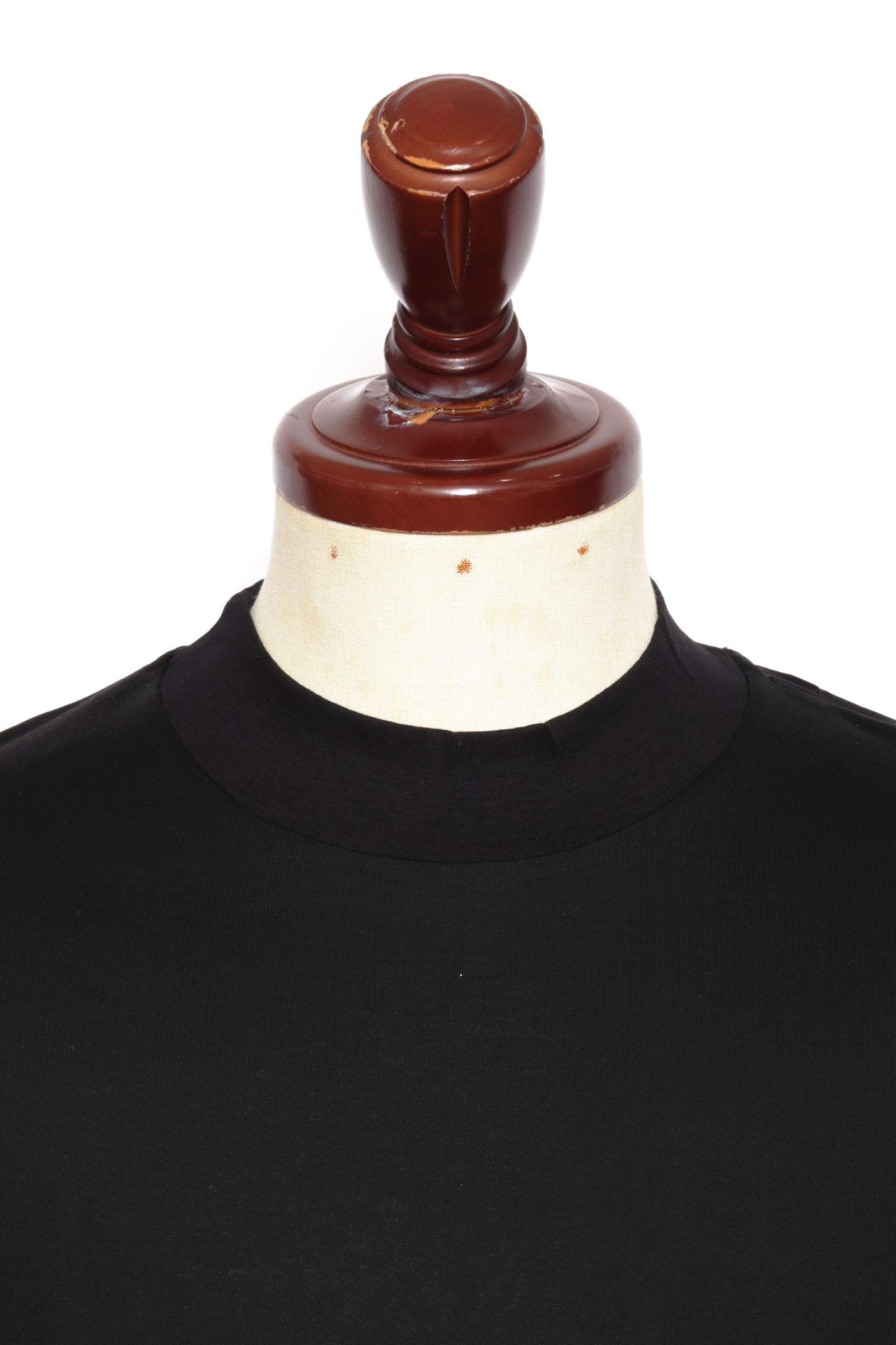 NUBY SLEEVE クルーネック コットン 長袖Tシャツ / ブラック